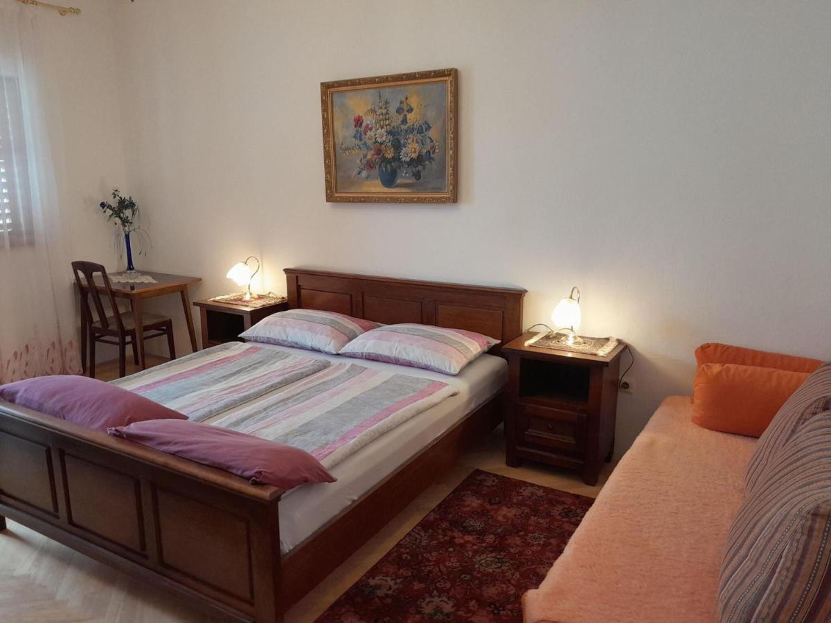 Apartments Adelheid In Biograd, Close To The Beach Biograd Na Moru Zewnętrze zdjęcie
